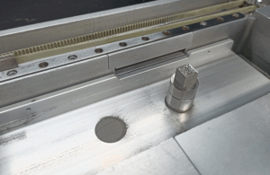MetalONE 316L small cube produced with reducer kit